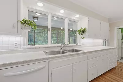 32 Thayer Farms Rd, Attleboro, MA 02703 - Photo 10
