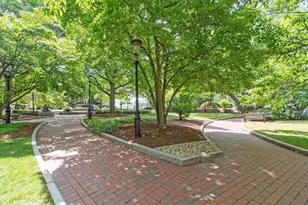 21 Harvard St, Boston, MA 02129 - Photo 18