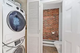 21 Harvard St, Boston, MA 02129 - Photo 14