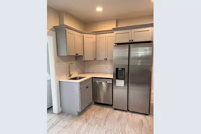110-114 Ashley St, West Springfield, MA 01089 - Photo 14