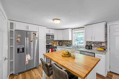 16 Highland St, Spencer, MA 01562 - Photo 4