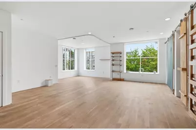 21 Lamartine St #3, Boston, MA 02130 - Photo 8