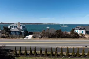 28 Beach Rd, Oak Bluffs, MA 02557 - Photo 4