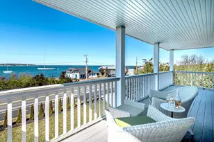 28 Beach Rd, Oak Bluffs, MA 02557 - Photo 2
