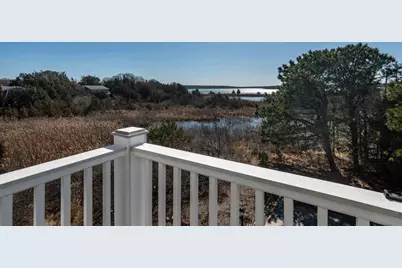 28 Beach Rd, Oak Bluffs, MA 02557 - Photo 36