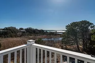 28 Beach Rd, Oak Bluffs, MA 02557 - Photo 36