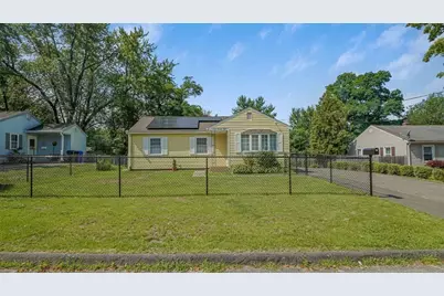 128 W Canton Cir, Springfield, MA 01104 - Photo 40