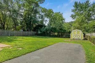 128 W Canton Cir, Springfield, MA 01104 - Photo 36
