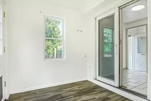 128 W Canton Cir, Springfield, MA 01104 - Photo 14