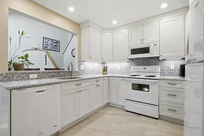 17 Lanes End #17, Natick, MA 01760 - Photo 6