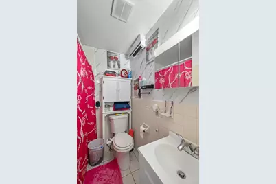 9 S Elm St, Lynn, MA 01905 - Photo 18
