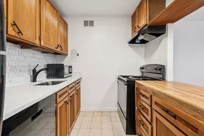 1105 Massachusetts Ave #6A, Cambridge, MA 02138 - Photo 6
