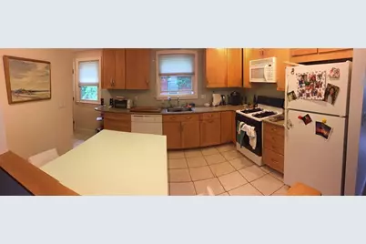 4 Hawthorne Street #2, Watertown, MA 02472 - Photo 6