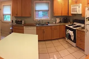 4 Hawthorne St, Watertown, MA 02472 - Photo 6