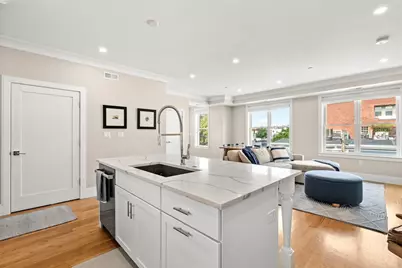 201 W 8th St #3, Boston, MA 02127 - Photo 6