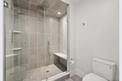 201 W 8th St #3, Boston, MA 02127 - Photo 22