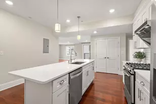 18 Johnson Ave, Quincy, MA 02169 - Photo 4