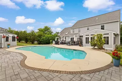 24 Sheridan Ln, Tewksbury, MA 01876 - Photo 4