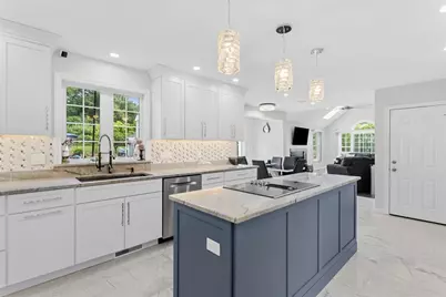 24 Sheridan Ln, Tewksbury, MA 01876 - Photo 10