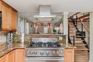 273 Center St, Hanover, MA 02339 - Photo 6