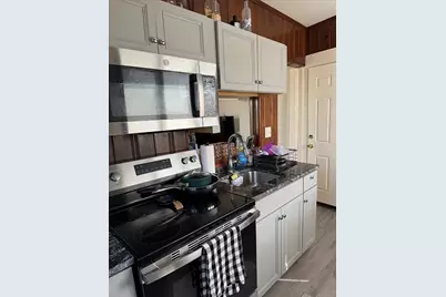 82 Verchild Street #4, Quincy, MA 02169 - Photo 4