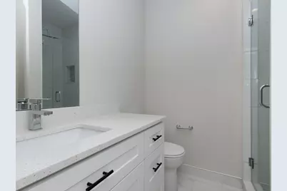 5 Tovar #1R, Boston, MA 02122 - Photo 8