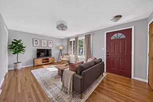 17 Pine Knoll Ln, Taunton, MA 02780 - Photo 14