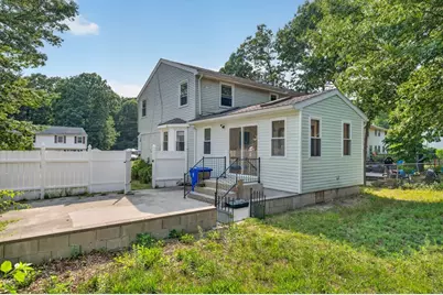 17 Pine Knoll Lane #B, Taunton, MA 02780 - Photo 8