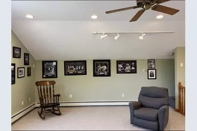 16 Mount View Ave, Auburn, MA 01501 - Photo 20