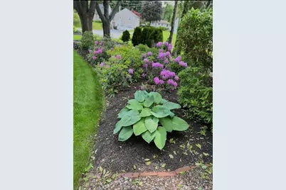 16 Mount View Ave, Auburn, MA 01501 - Photo 32