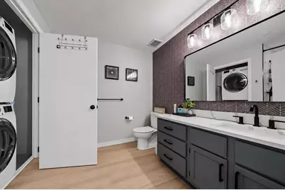 30 Chelsea St #501, Everett, MA 02149 - Photo 8
