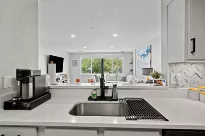 30 Chelsea St #501, Everett, MA 02149 - Photo 4