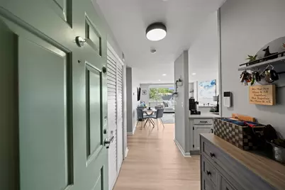 30 Chelsea St #501, Everett, MA 02149 - Photo 2
