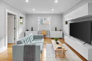 14 Everett, Medford, MA 02155 - Photo 8