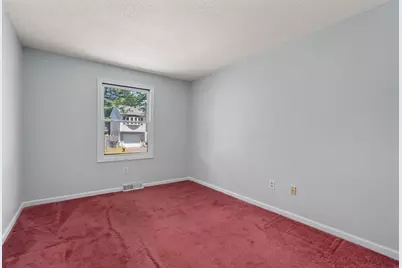15 Herbert Av, Springfield, MA 01119 - Photo 16