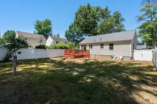 15 Herbert Ave, Springfield, MA 01119 - Photo 22