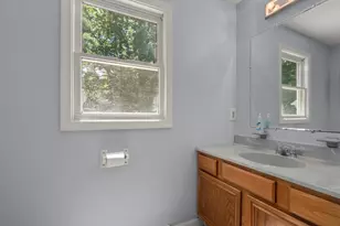 15 Herbert Ave, Springfield, MA 01119 - Photo 18