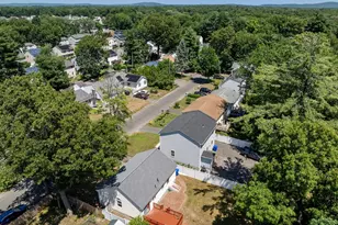 15 Herbert Ave, Springfield, MA 01119 - Photo 2