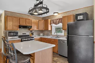 158 Amity St, Fall River, MA 02721 - Photo 2