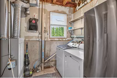 158 Amity St, Fall River, MA 02721 - Photo 24