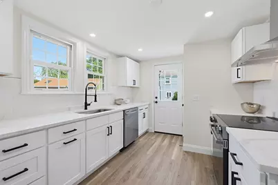 104 Fairmount Ave, Saugus, MA 01906 - Photo 16