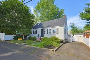104 Fairmount Ave, Saugus, MA 01906 - Photo 2