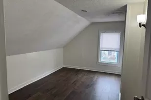 77 Agawam St, Lowell, MA 01852 - Photo 14