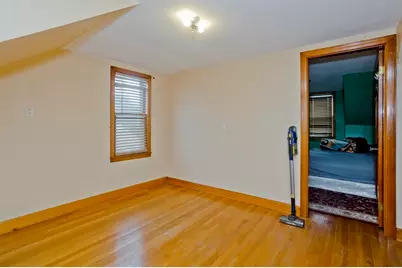 26 Grace St, Chicopee, MA 01020 - Photo 18