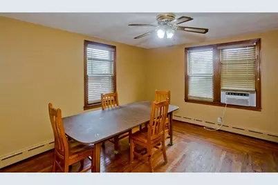 26 Grace St, Chicopee, MA 01020 - Photo 12