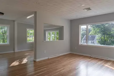177 Hartford Ave E, Uxbridge, MA 01569 - Photo 8