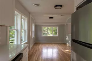 177 Hartford Ave E, Uxbridge, MA 01569 - Photo 6