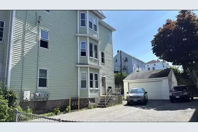 119 Robeson St #2, Fall River, MA 02720 - Photo 2