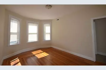 279 Broadway St #2F, Cambridge, MA 02139 - Photo 4