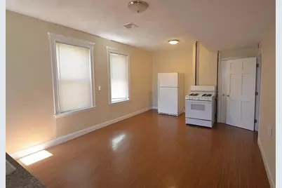 279 Broadway St #2F, Cambridge, MA 02139 - Photo 2